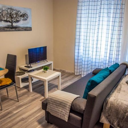 Apartment & Room Eni Zagrzeb Zewnętrze zdjęcie